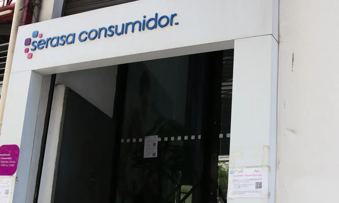 Feirão reúne em SP empresas para negociação de dívidas de consumidores